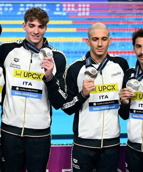 Mondiali Doha, Italia argento nella 4×100 stile libero maschile
