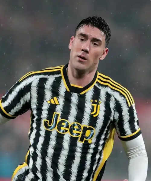 Nuove voci su Vlahovic fanno tremare la Juventus: immagini