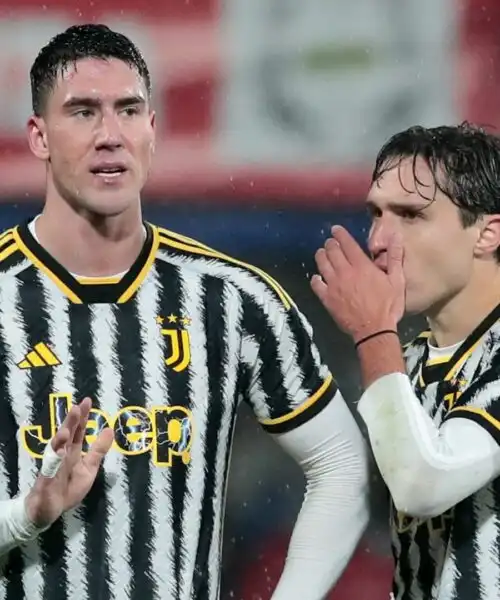 Juve, preoccupano Vlahovic e Chiesa. Le foto