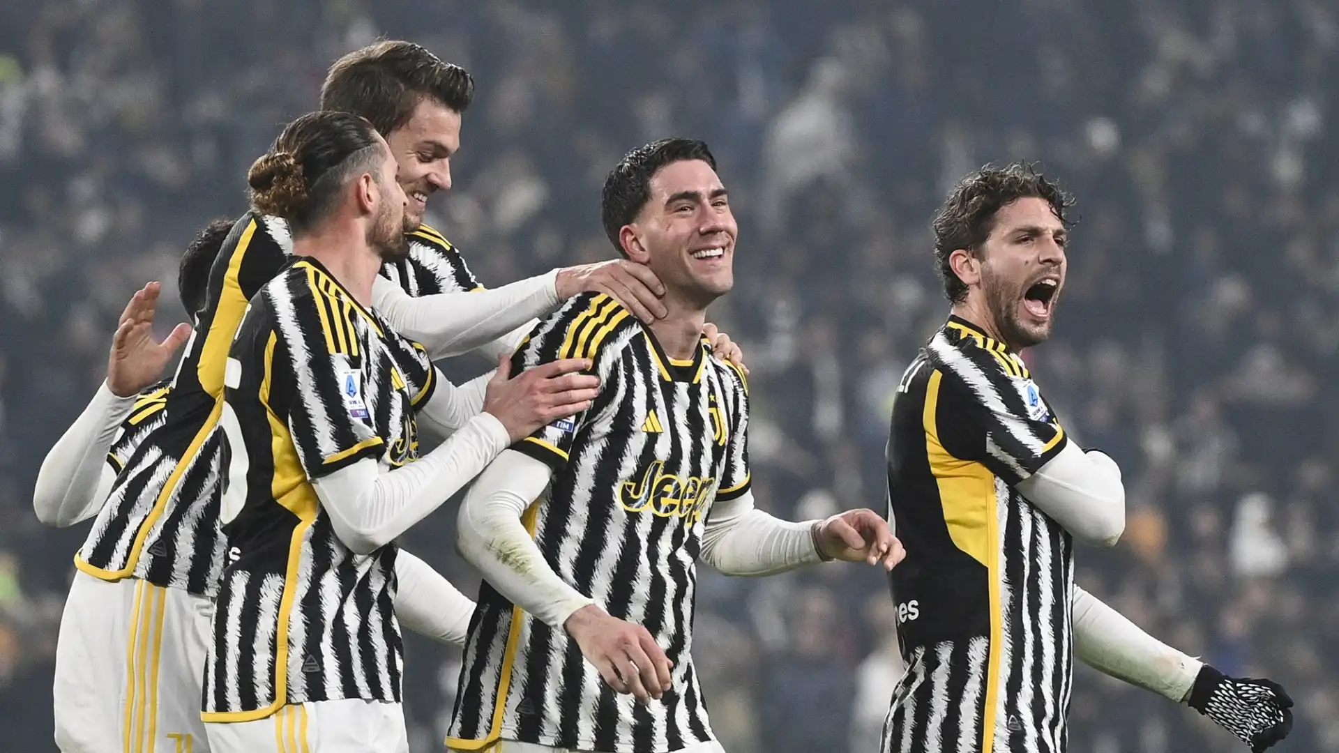 Un allenatore top si offre a Juventus e Bayern Monaco: foto