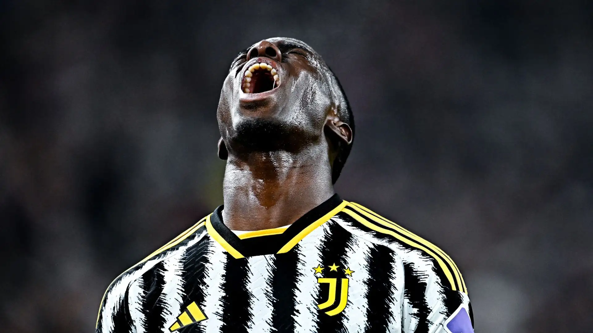 Secondo le indiscrezioni la Juve lo metterà sul mercato in estate, ed è disposta a lasciarlo partire dopo appena un anno