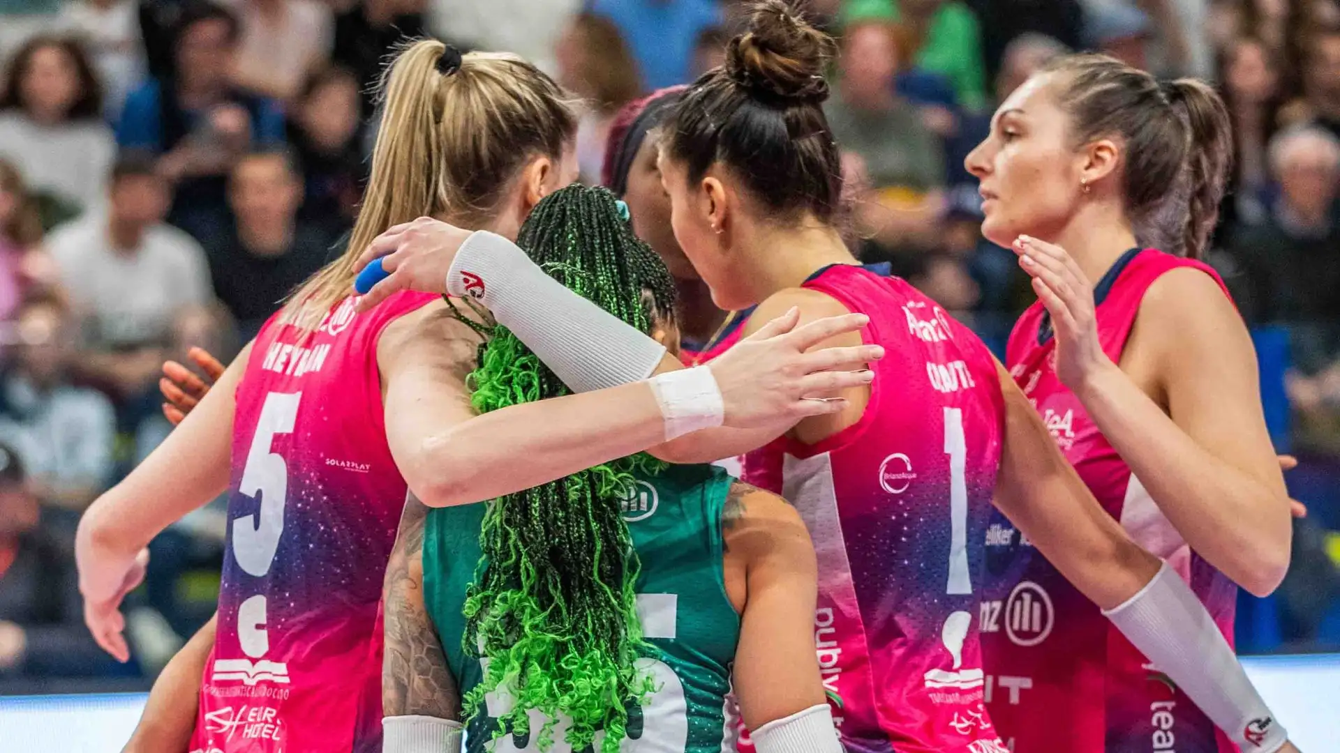 Fuori anche Nika Daalderop e Myriam Sylla.