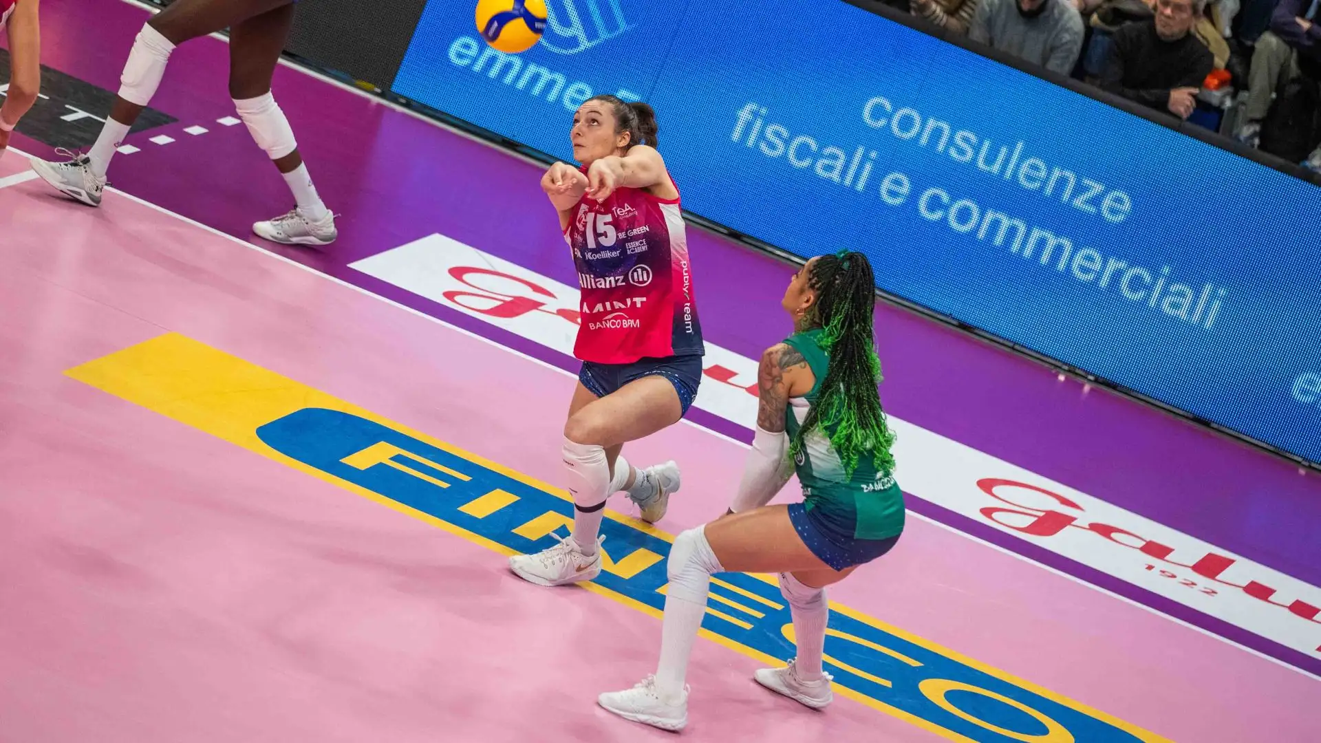 Bene anche Cazaute a quota 21 e Bajema a 15.