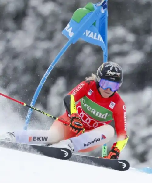 Lara Gut-Behrami trionfa a Soldeu e sorpassa Mikaela Shiffrin. Federica Brignone di legno