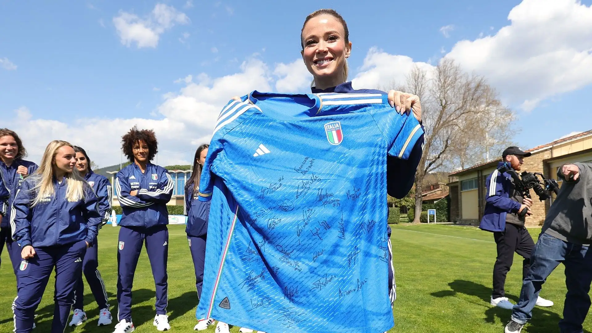 Ecco la maglia che è stata regalata a Diletta Leotta