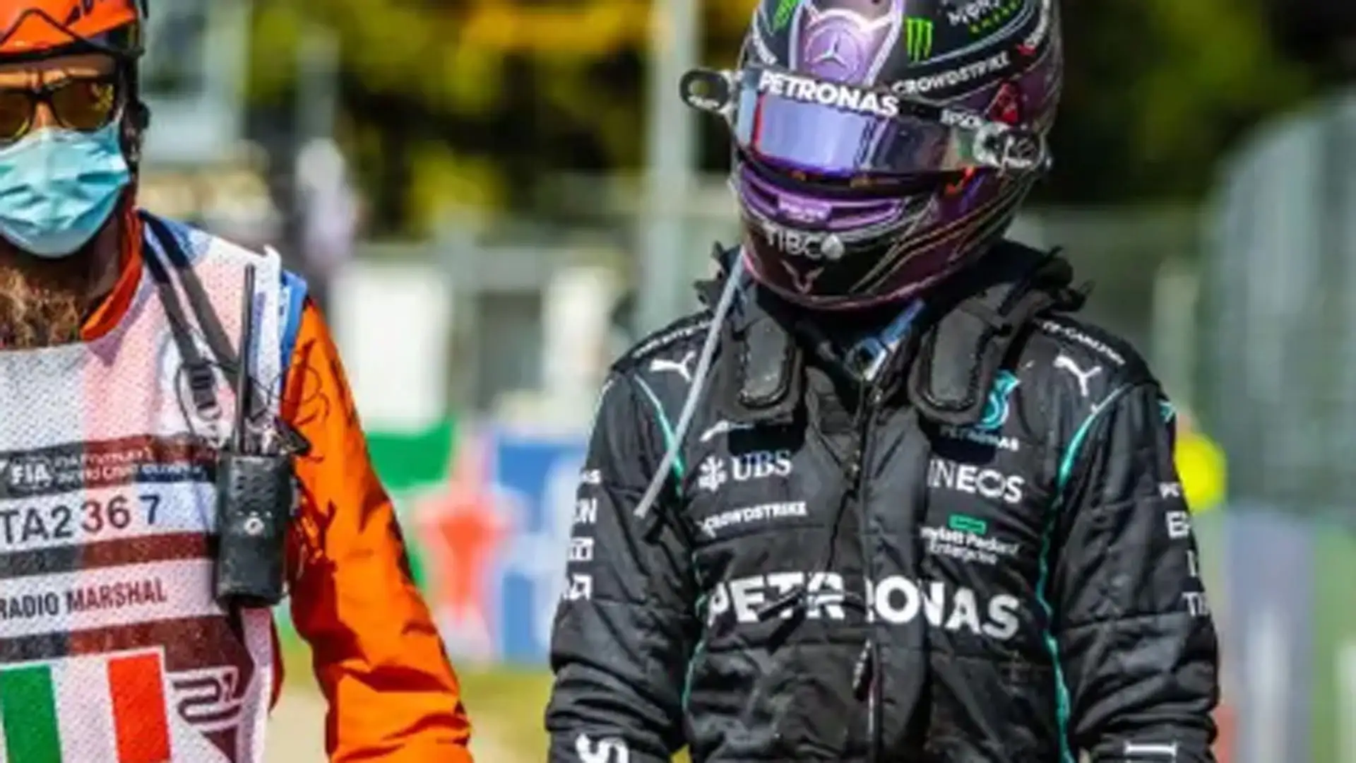 "Non penso che per un pilota il problema sia l’età, ma da quanto tempo stanno facendo quello che fanno. Di Lewis ho pensato che sia stanco, che abbia perso motivazioni".
