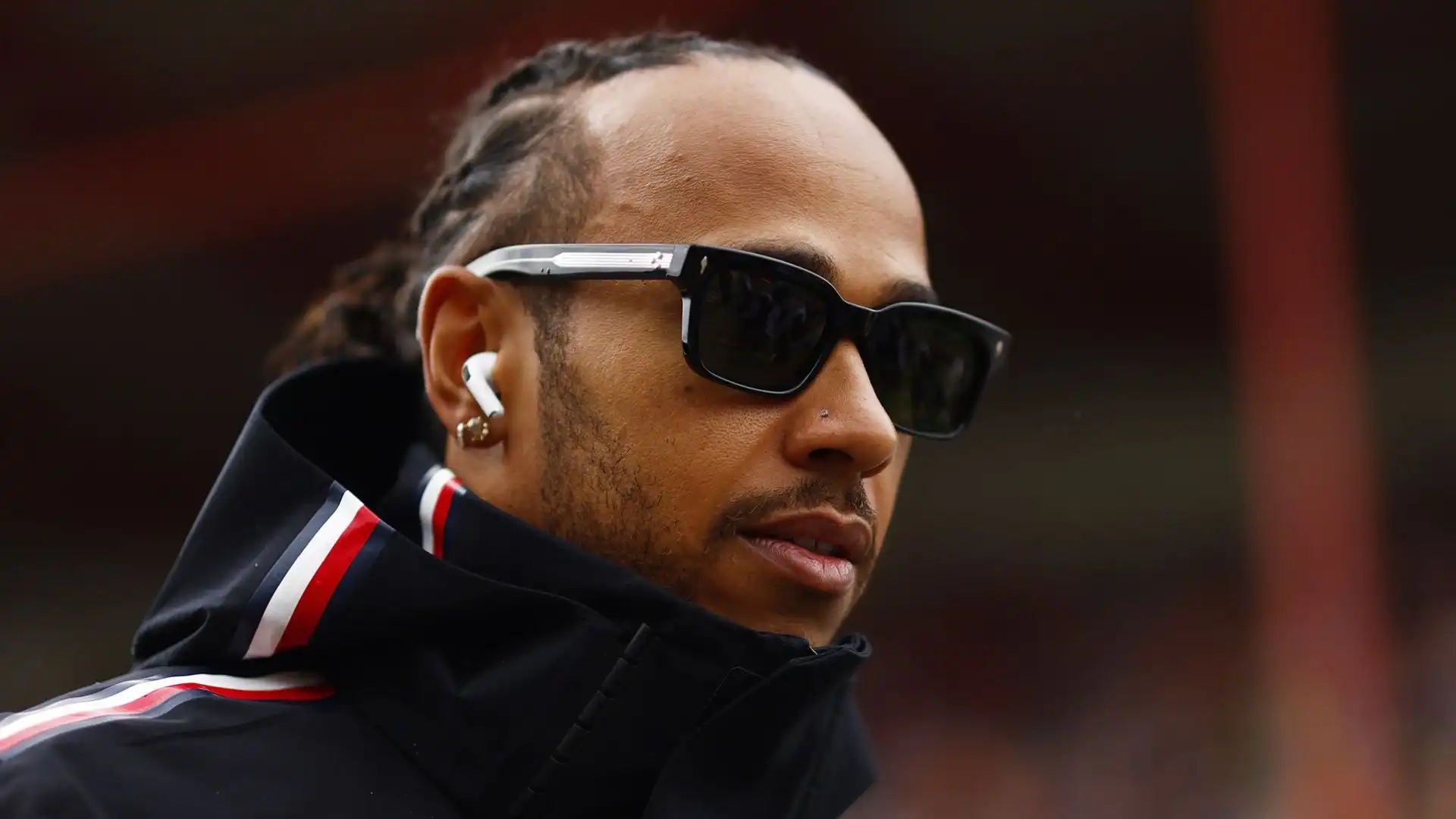 19 Lewis Hamilton (Formula 1): stipendio $50M; sponsorizzazioni $12M. Totale $62M