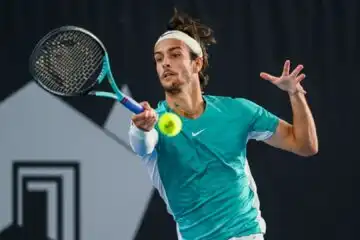 ATP Doha: Lorenzo Musetti travolto da Zhizhen Zhang