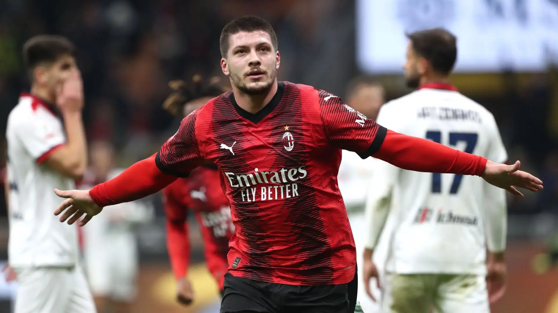 Finora con i rossoneri ha segnato 9 gol in 30 partite
