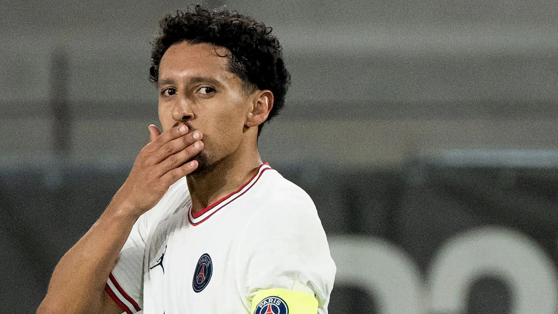 "Marquinhos è un top player ed è importante per noi" ha però prenato Luis Enrique
