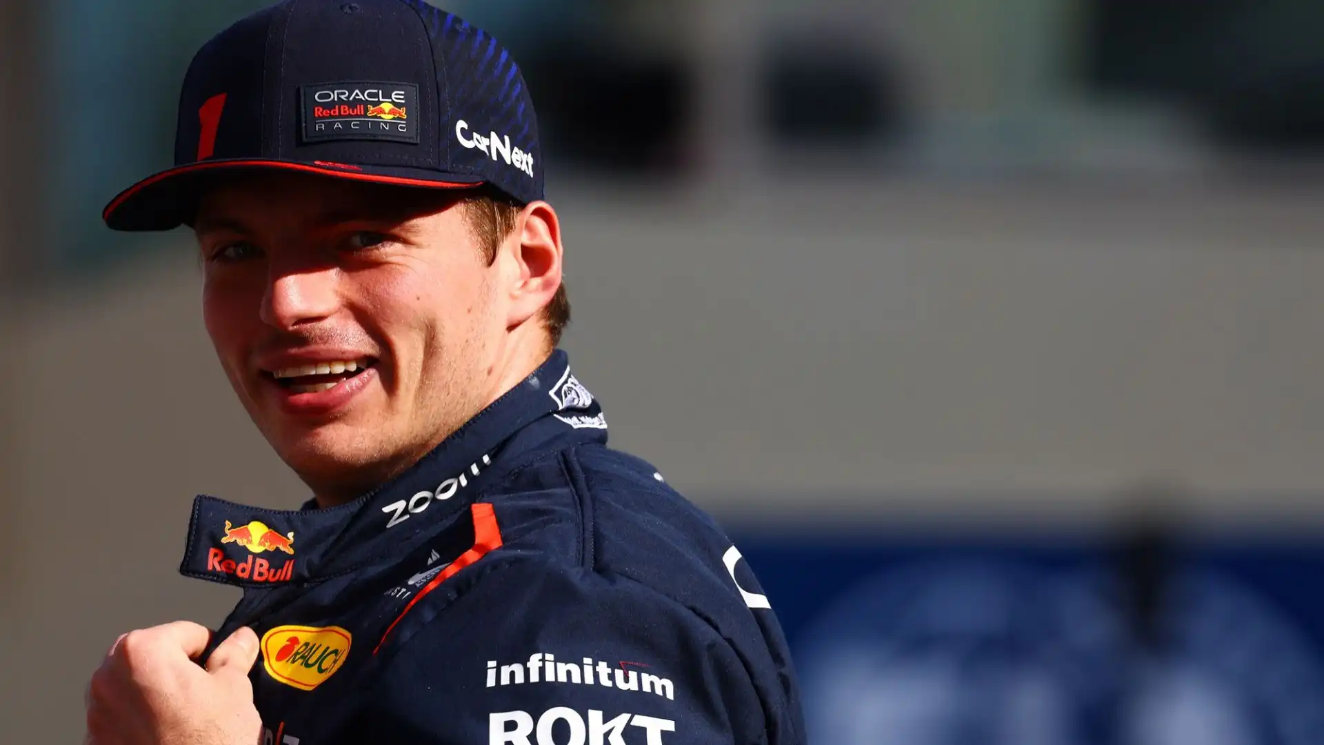 Il campione del mondo di Formula 1 Max Verstappen ha parlato del sorprendente trasferimento di Lewis Hamilton alla Ferrari