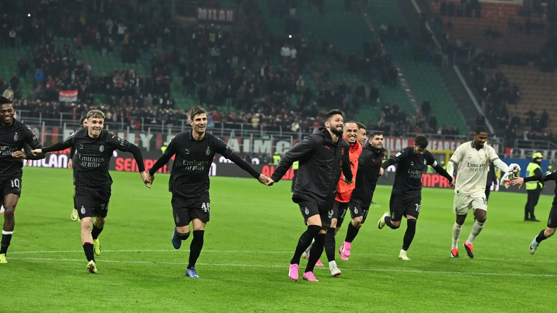 I rossoneri con gli azzurri hanno centrato la quinta vittoria nelle ultime sette partite, e i tifosi sono rimasti sorpresi da un giocatore in particolare