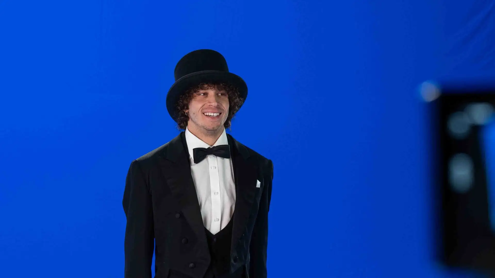 Tra gli sportivi nelle vesti di personaggi del circo anche il centauro Marco Bezzecchi. Foto di Carmine Conte.