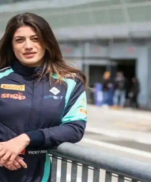 Donne veloci, allenate e competenti: le foto di Vicky Piria, nuova voce della F1