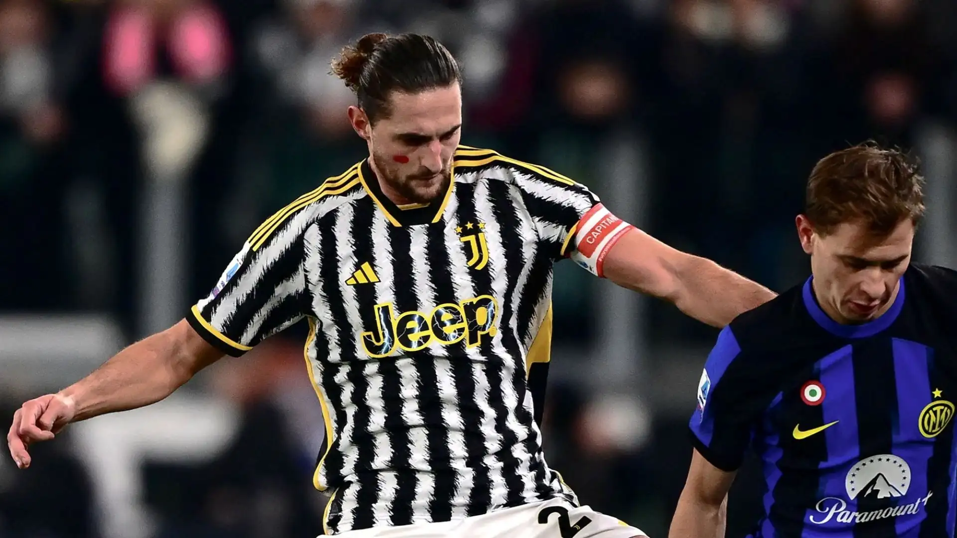 L'obiettivo dei catalani è prelevare il giocatore a parametro zero a giugno, soffiandolo alla Juventus