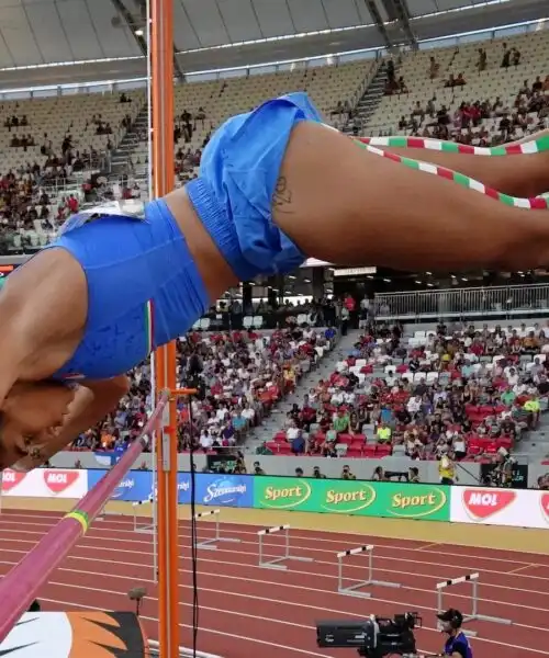 Roberta Bruni si riprende il record italiano indoor del salto con l’asta