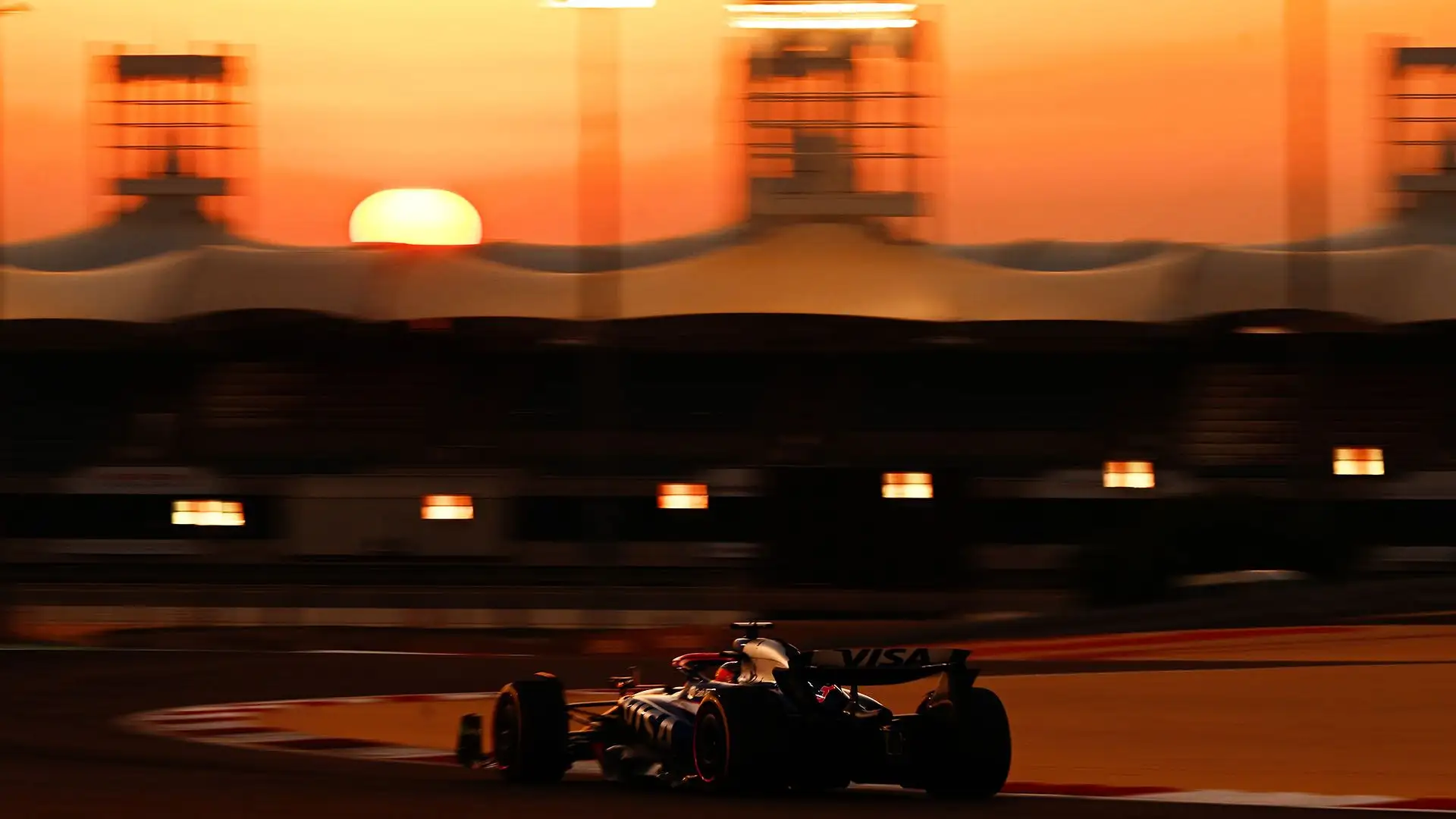 In Bahrain è andata in scena la prima giornata di prove della classe regina dei motori: in pista a Sakhir tutte le scuderie