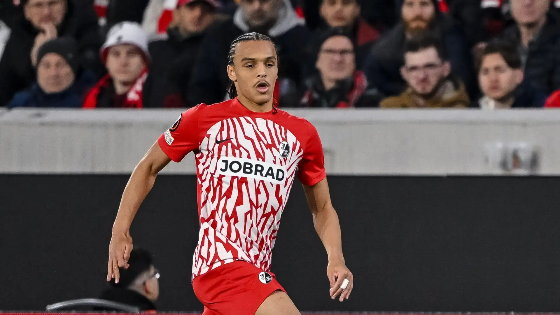 Interessa molto il terzino destro del Friburgo, l'Under 21 Killian Sildillia