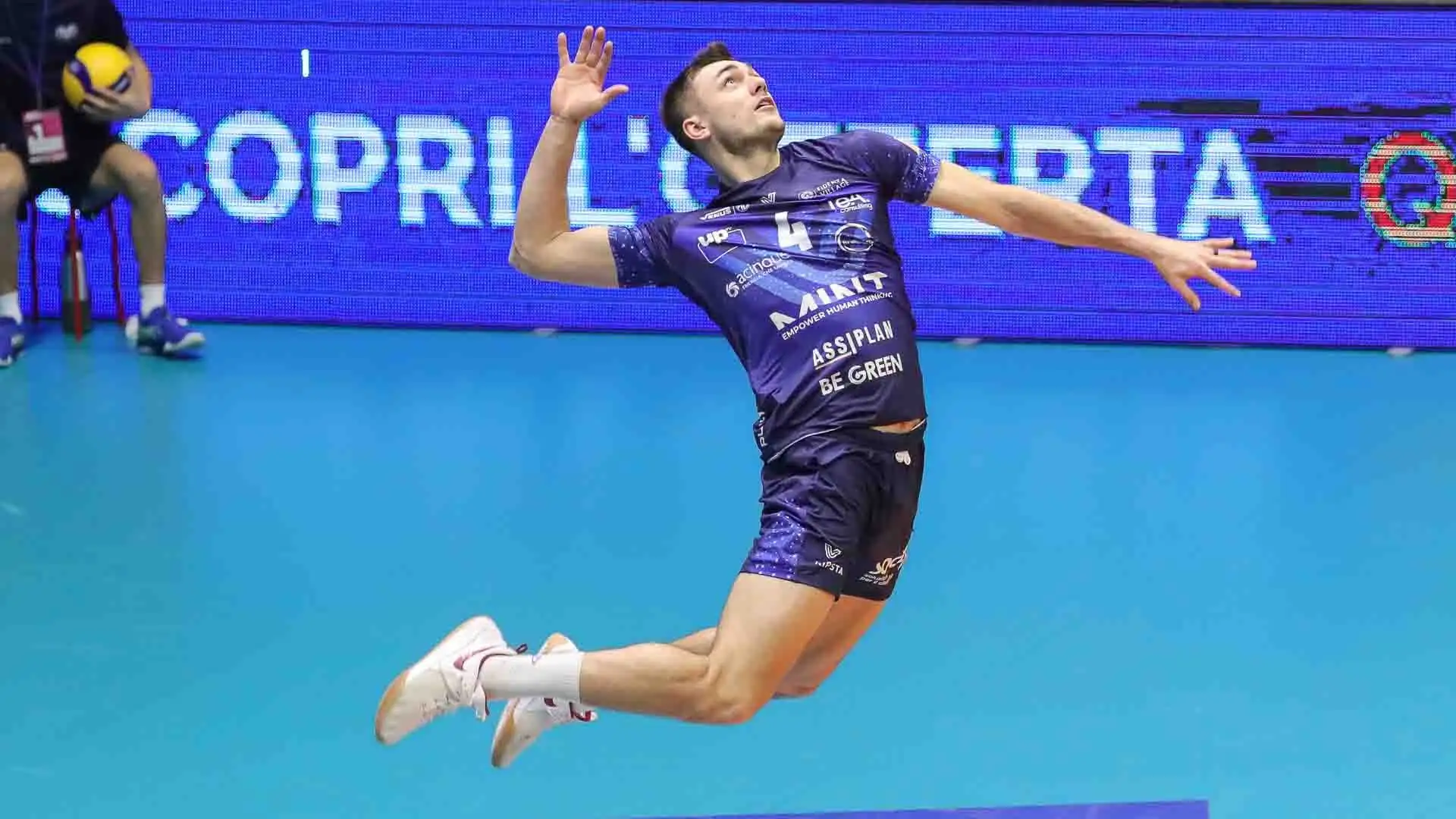 Loeppky ha sostituito ancora l'infortunato Takahashi.