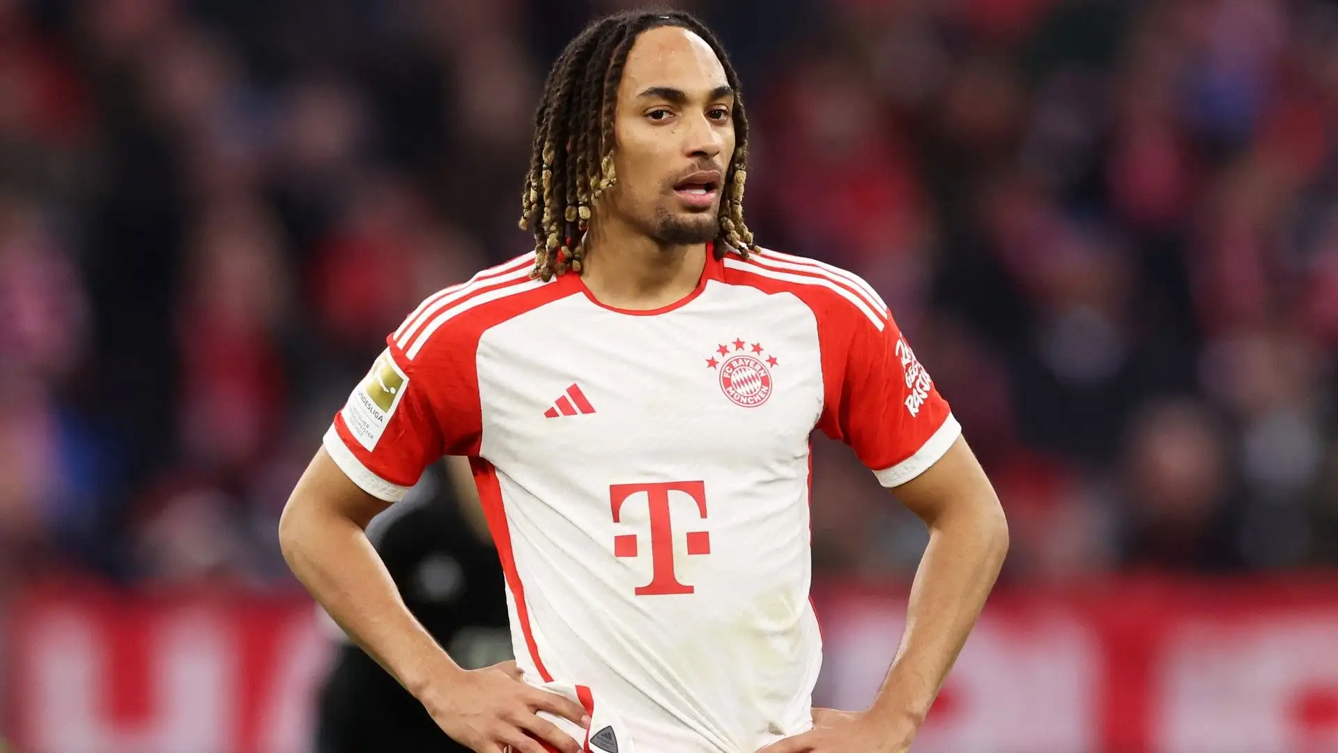 In campo si è visto anche Sacha Boey, il terzino acquistato dal Galatasaray