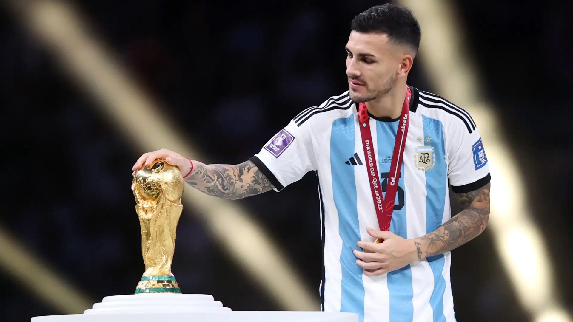 Tris argentino con Leandro Paredes (Roma)
