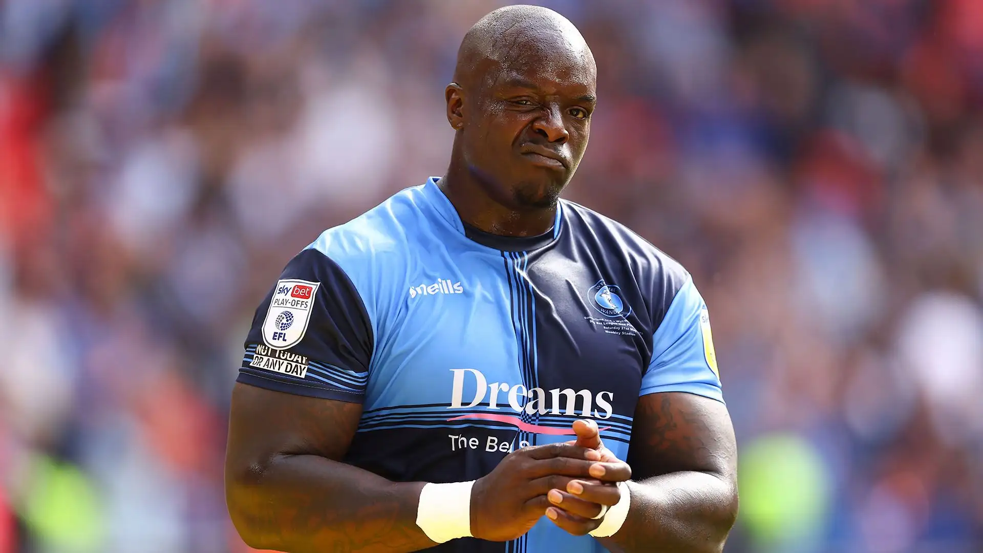 Akinfenwa ha giocato in Lituania, Galles e Inghilterra

