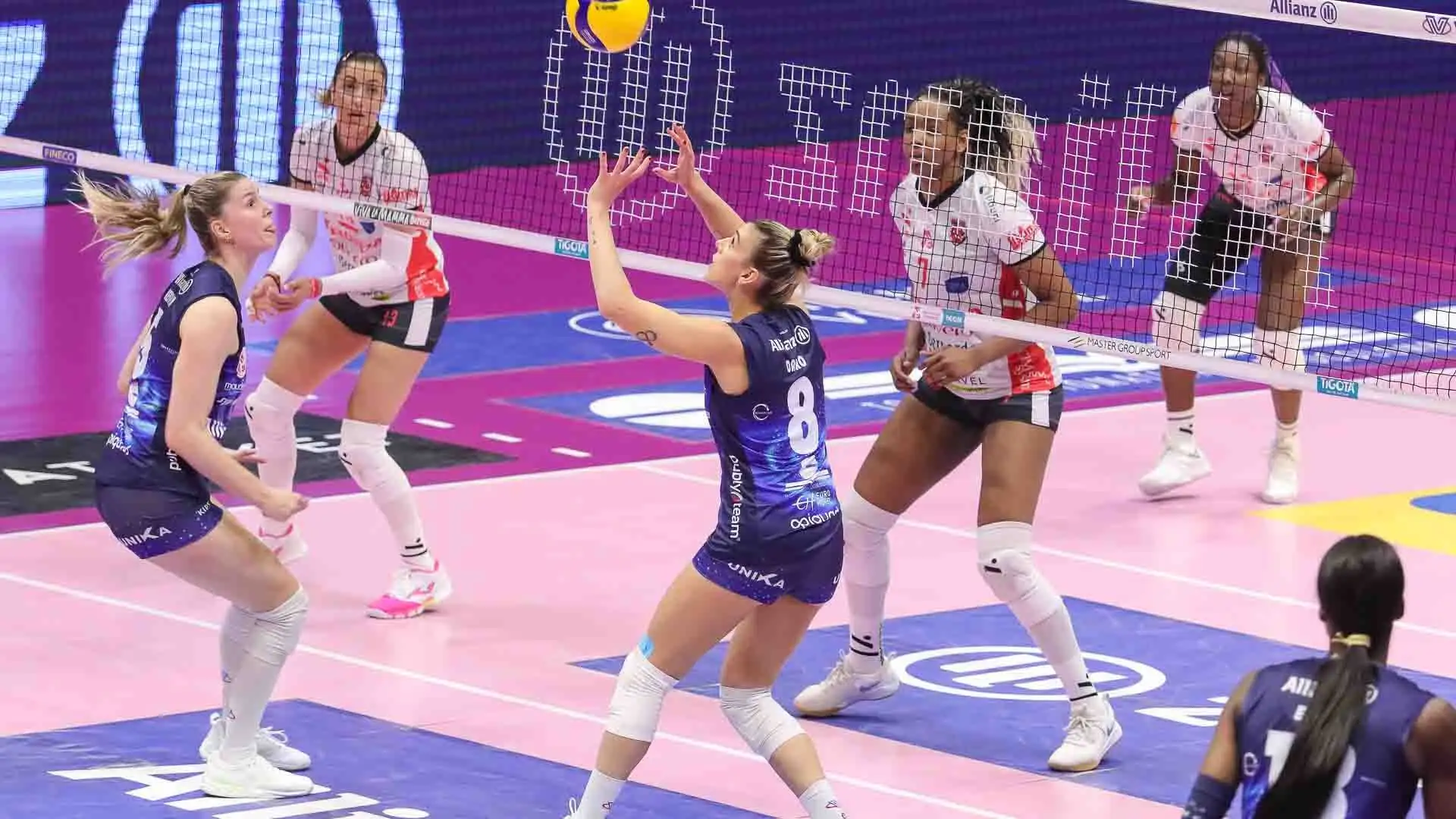 Alla fine però è arrivata un 3-0 che è una bella boccata d'ossigeno.