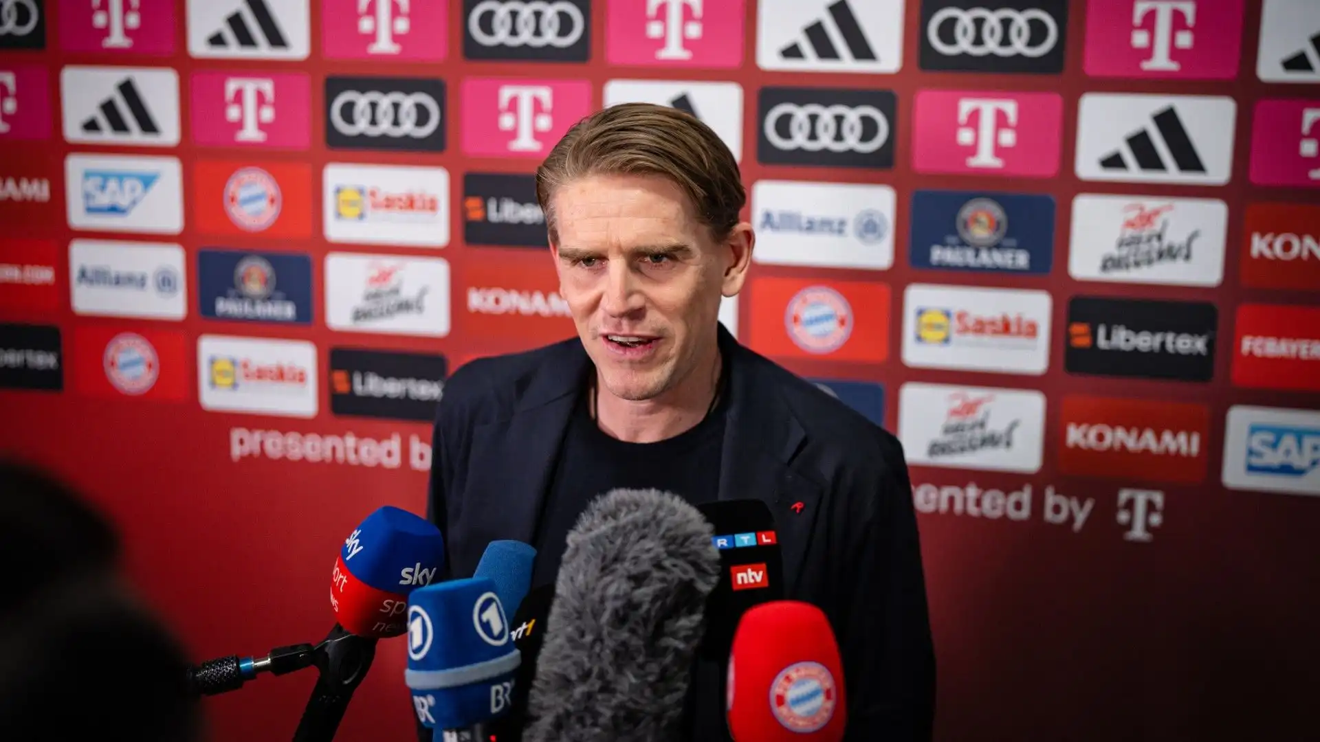 Scontro di mercato tra il Bayern Monaco e 3 club inglesi: le foto
