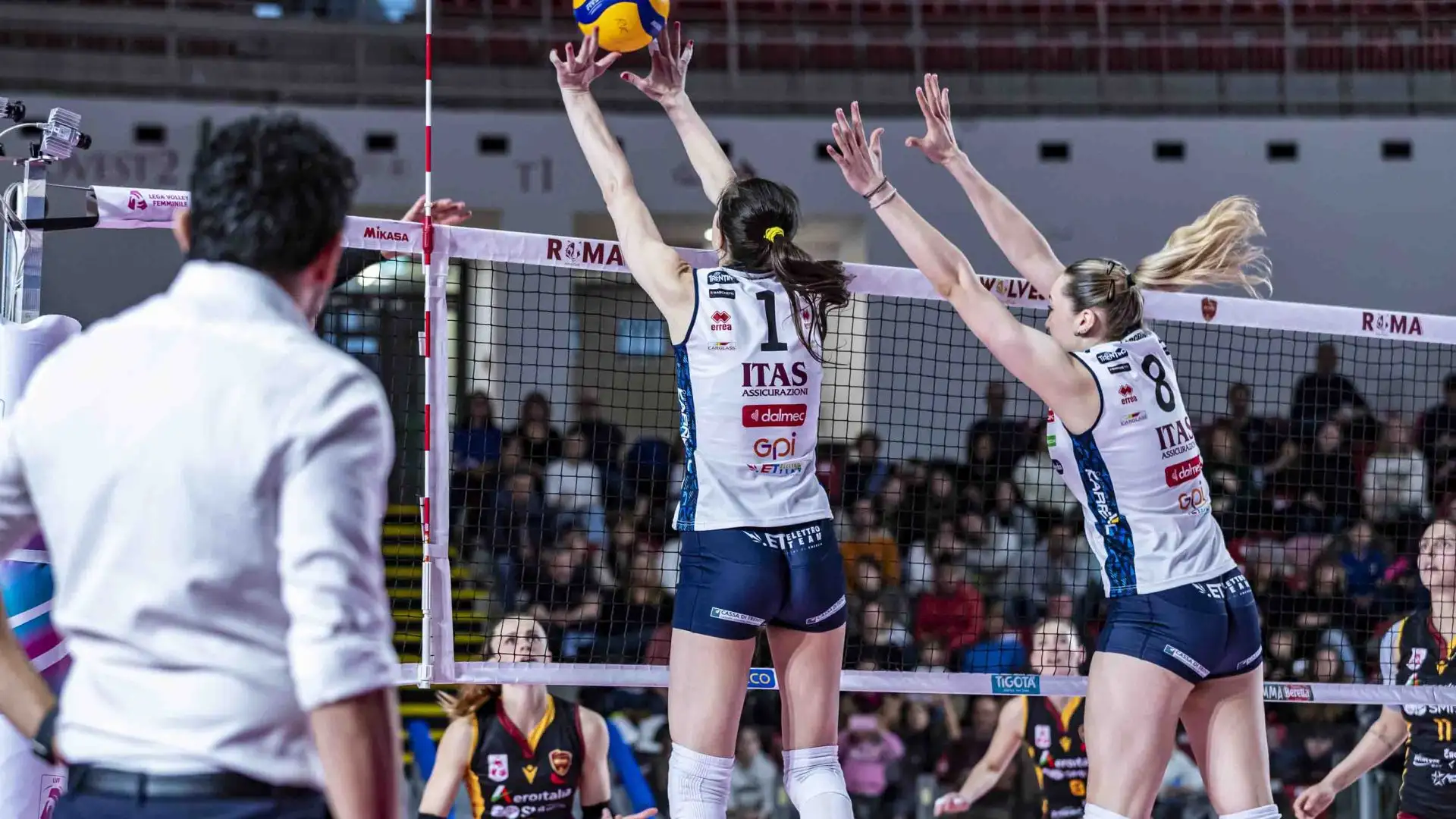 Il suo arrivo in panchina ha portato a una vittoria che però non è basta ad evitare la retrocessione in anticipo.