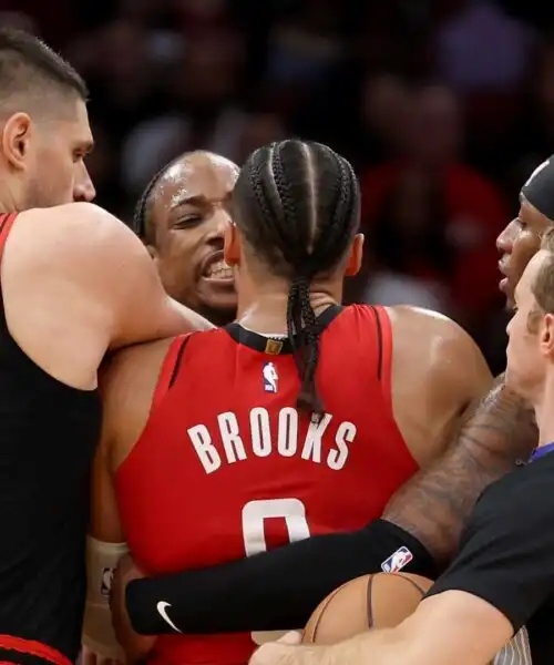 NBA, scatta la rissa tra Dillon Brooks e DeMar DeRozan
