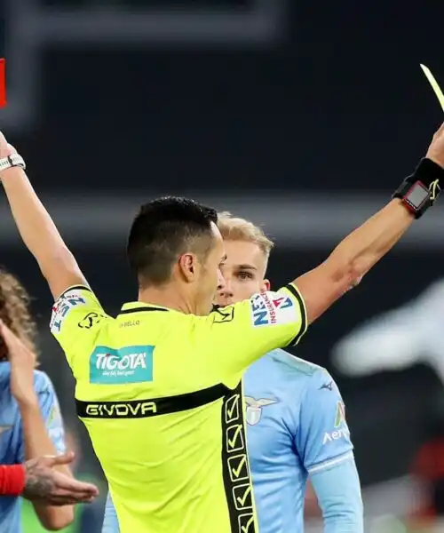 Disastro arbitri, tre fischietti sospesi dopo l’ultima giornata: foto