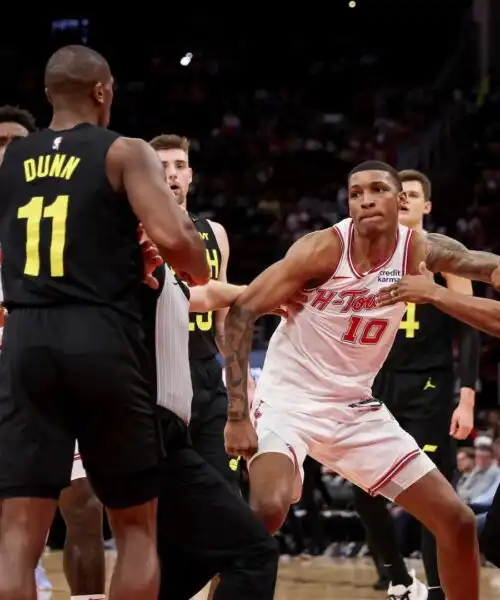 NBA, rissa tra Jabari Smith e Kris Dunn: espulsi