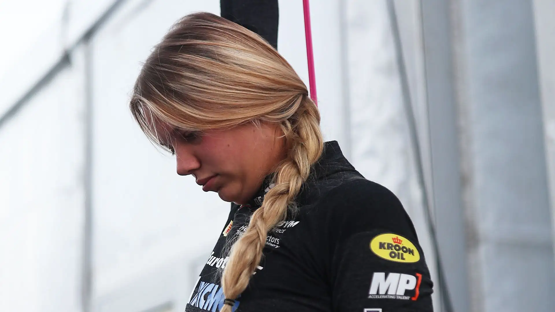 La serie segue i regolamenti della FIA Formula 4
