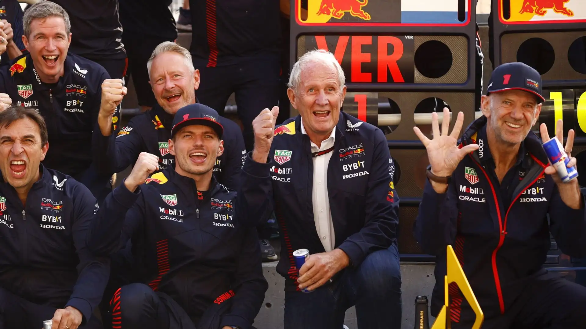 Il progettista, punto di riferimento assoluto della Red Bull, era già stato contattato in passato dalla Ferrari ma aveva sempre rifiutato