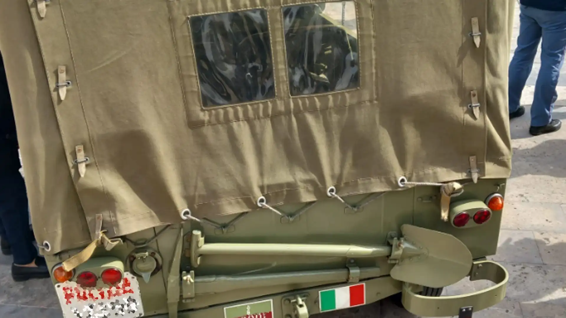 Il suo motore è un 4 cilindri a 4 tempi