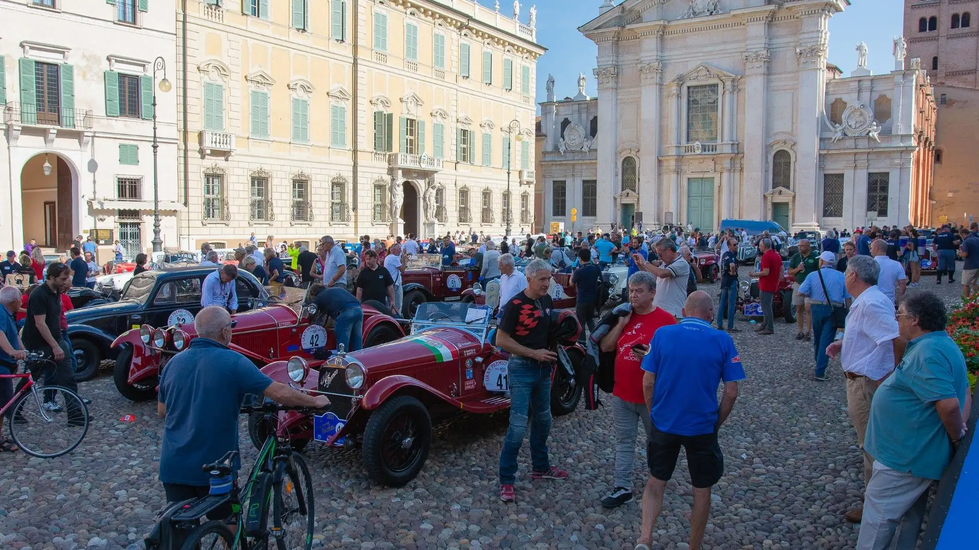 L'evento attrae ogni anno il gotha dell'automobilismo storico mondiale