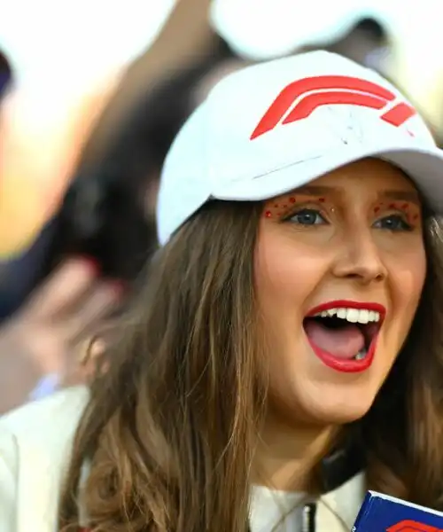 I fan della F1 scatenati a Melbourne, i plioti anche: le foto