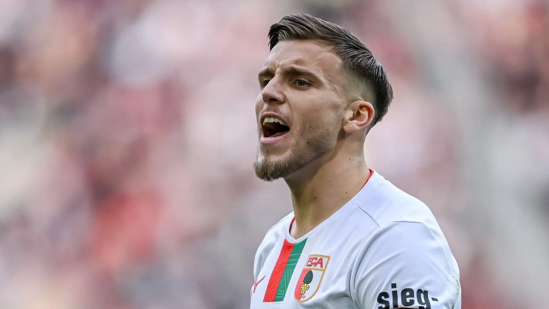 Demirovic ha un contratto fino al 2026