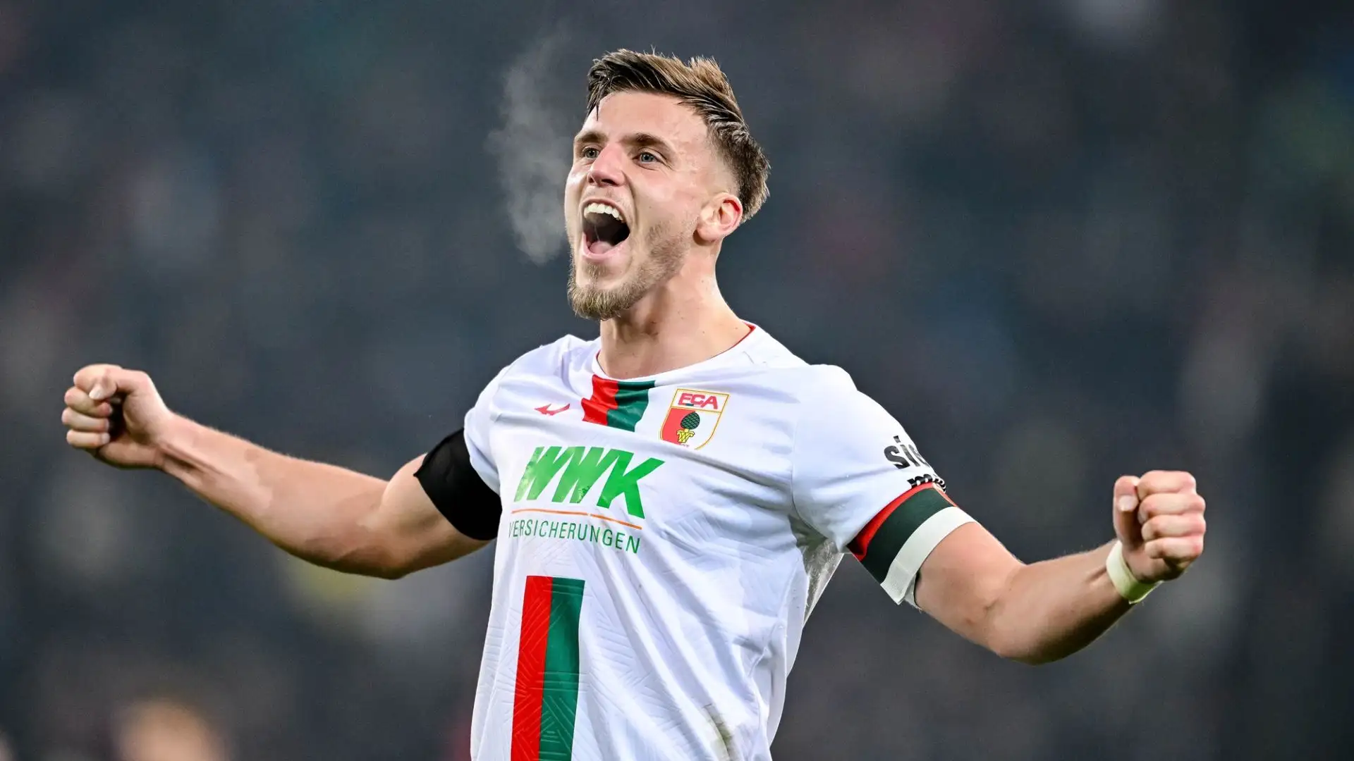 Il direttore sportivo dell'Augsburg Jurendic ha aperto recentemente alla cessione del giocatore