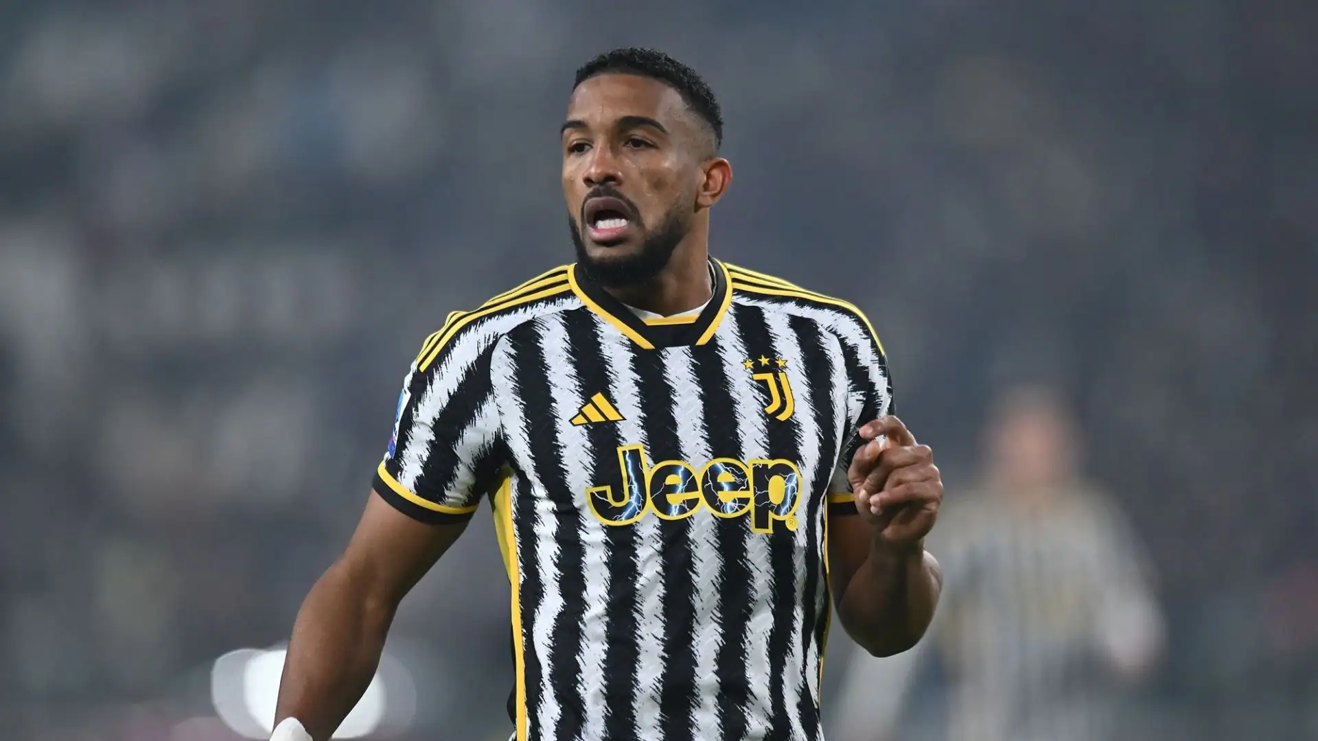Secondo la stampa inglese, il difensore brasiliano è nella lista acquisti di Chelsea, Liverpool, Manchester United, Newcastle e Tottenham