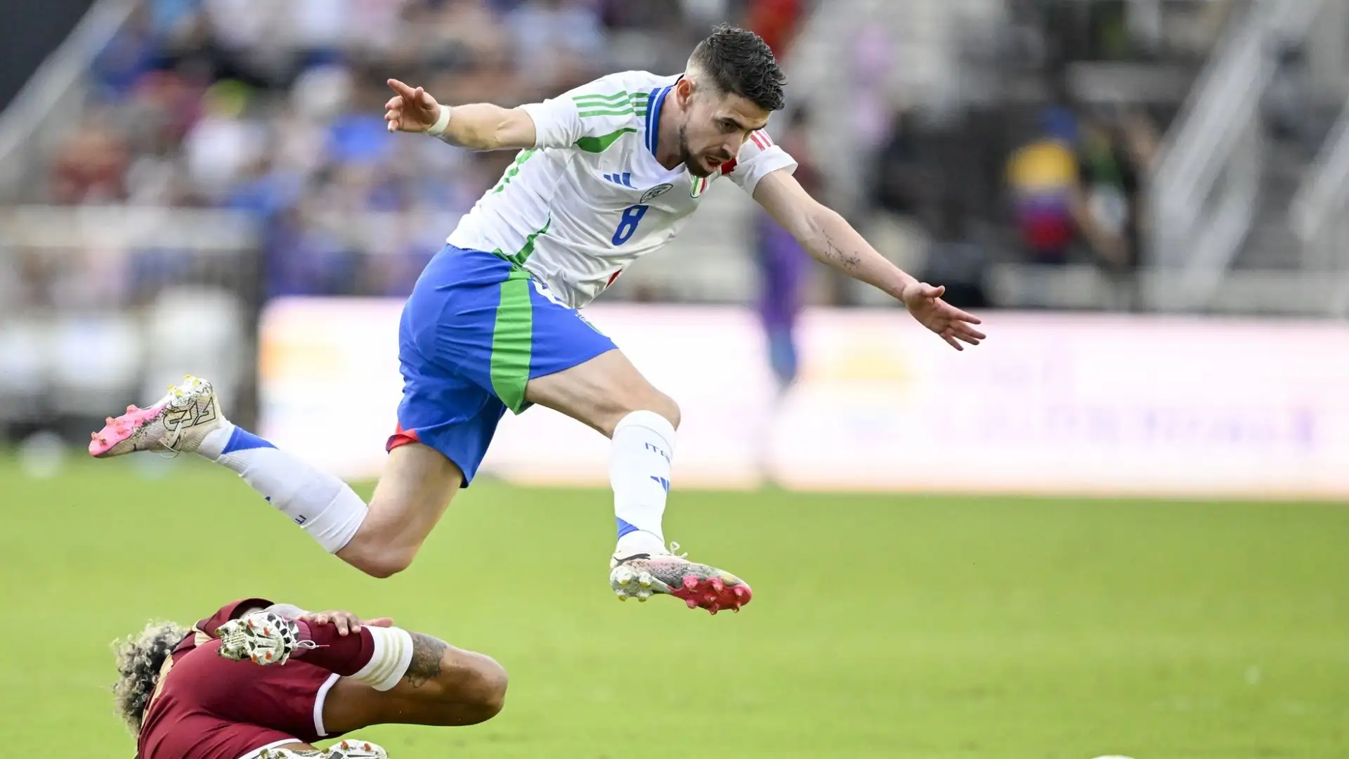 Un regista come Jorginho manca da tempo alla Juventus, ma l'idea non convince tutti i tifosi
