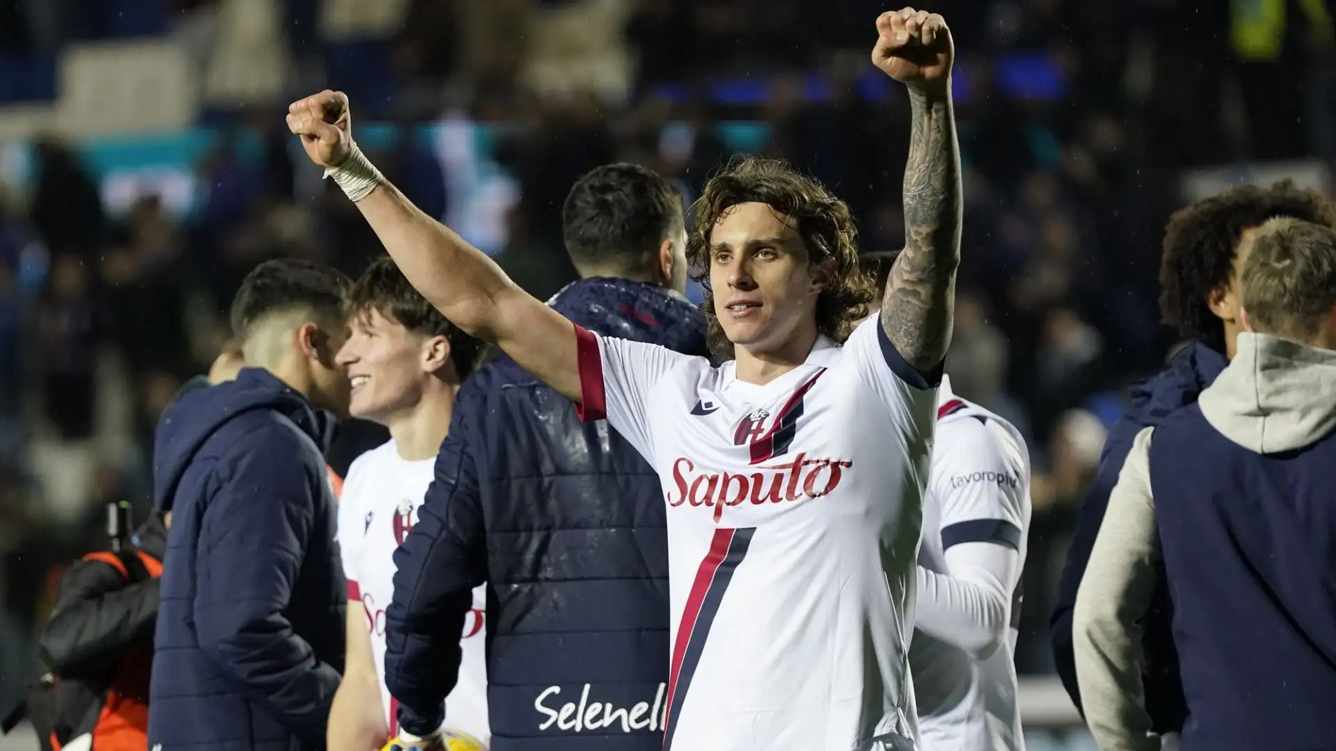 La Juve potrebbe presto intavolare la trattativa con i rossoblu, offrendo in cambio uno dei suoi gioielli