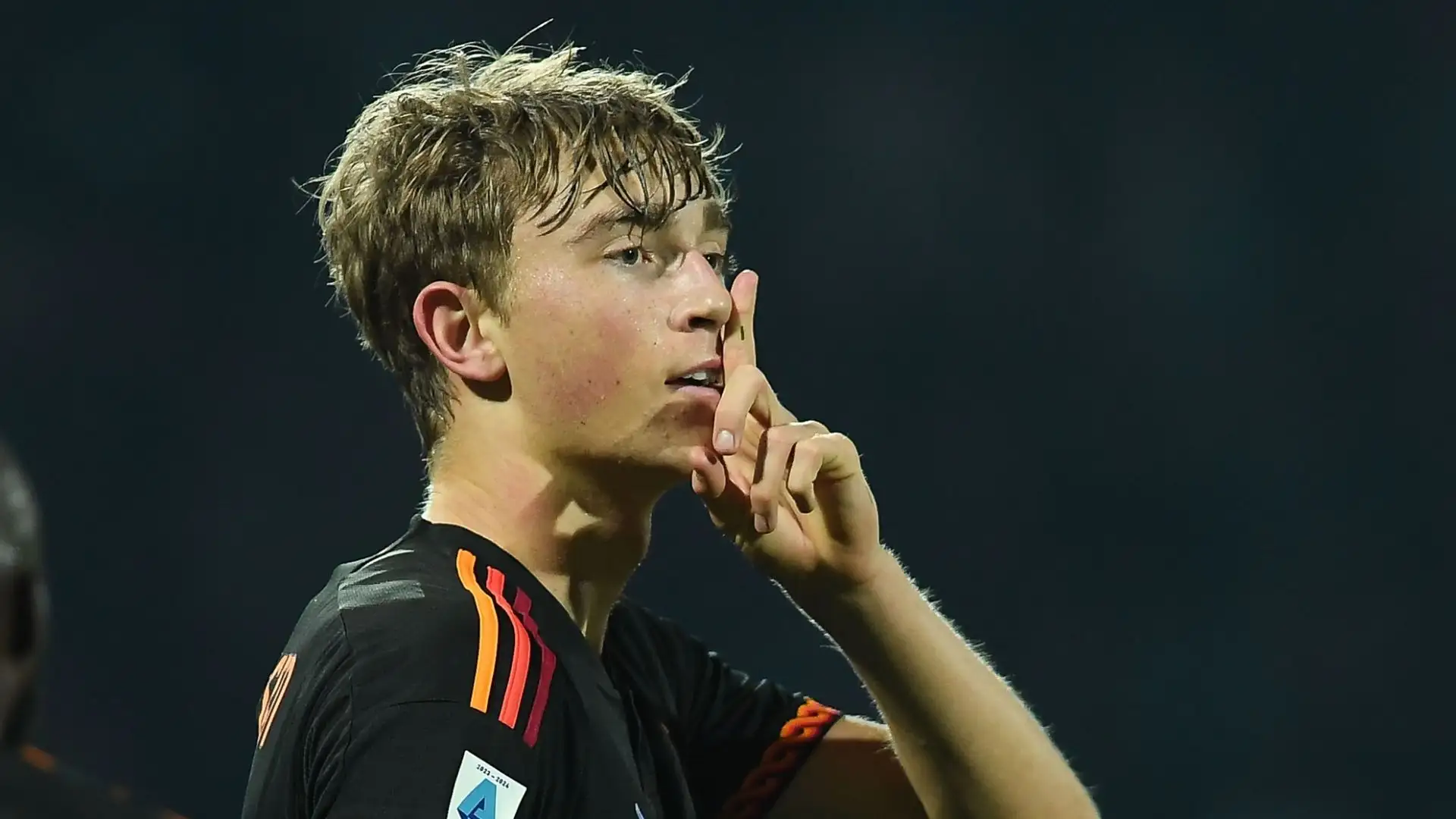 Dean Huijsen, attualmente in prestito alla Roma, potrebbe essere la contropartita giusta