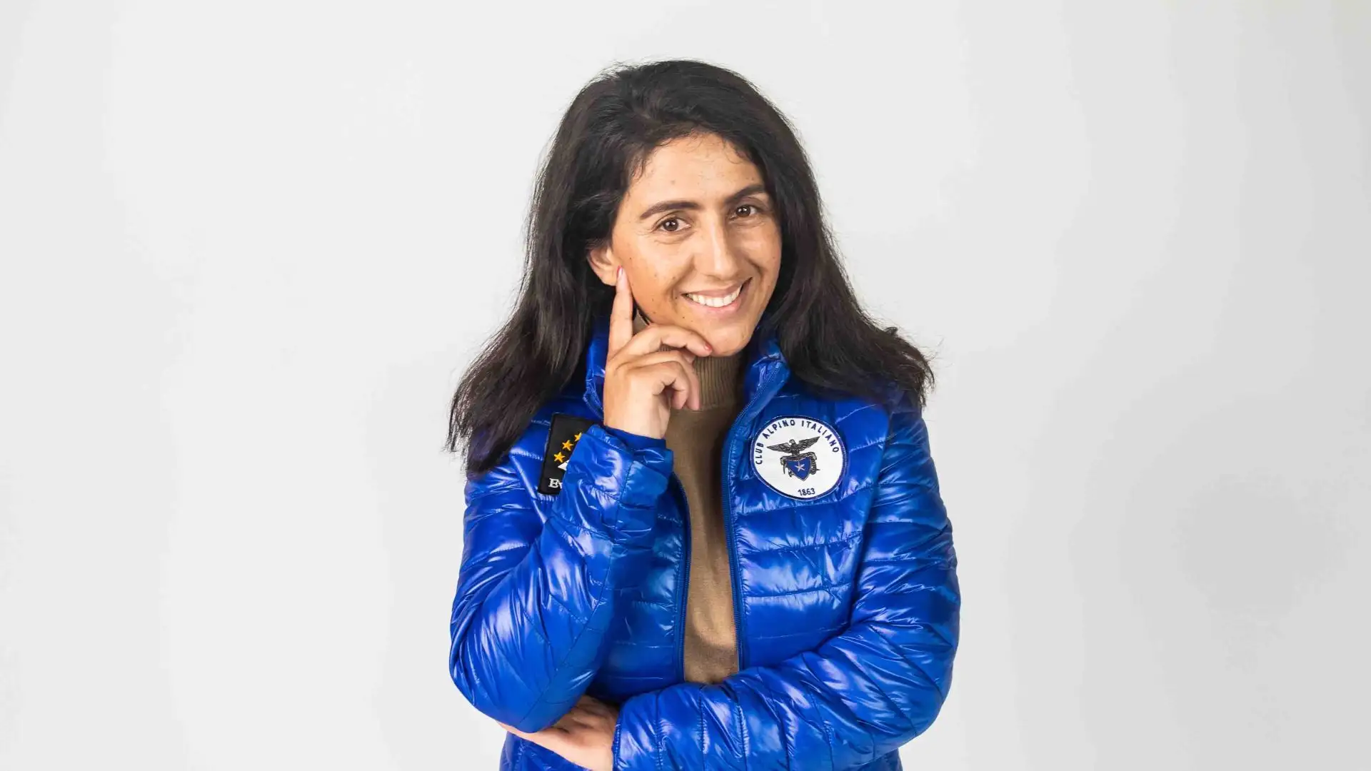 Nove donne, tra cui atlete italiane e pakistane e una dottoressa, partiranno a giugno per scalare la seconda vetta più alta del mondo.