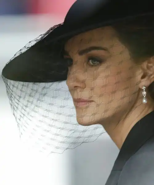 Il drammatico annuncio di Kate Middleton: “Ho un cancro”