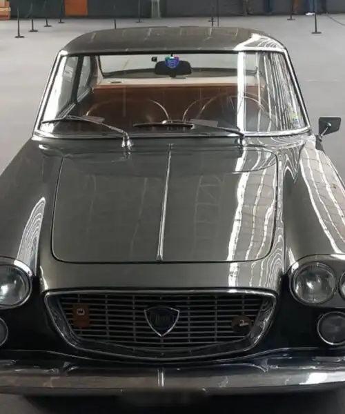 Lancia Flavia, affascinante e innovativa: le foto di un’elegante vettura