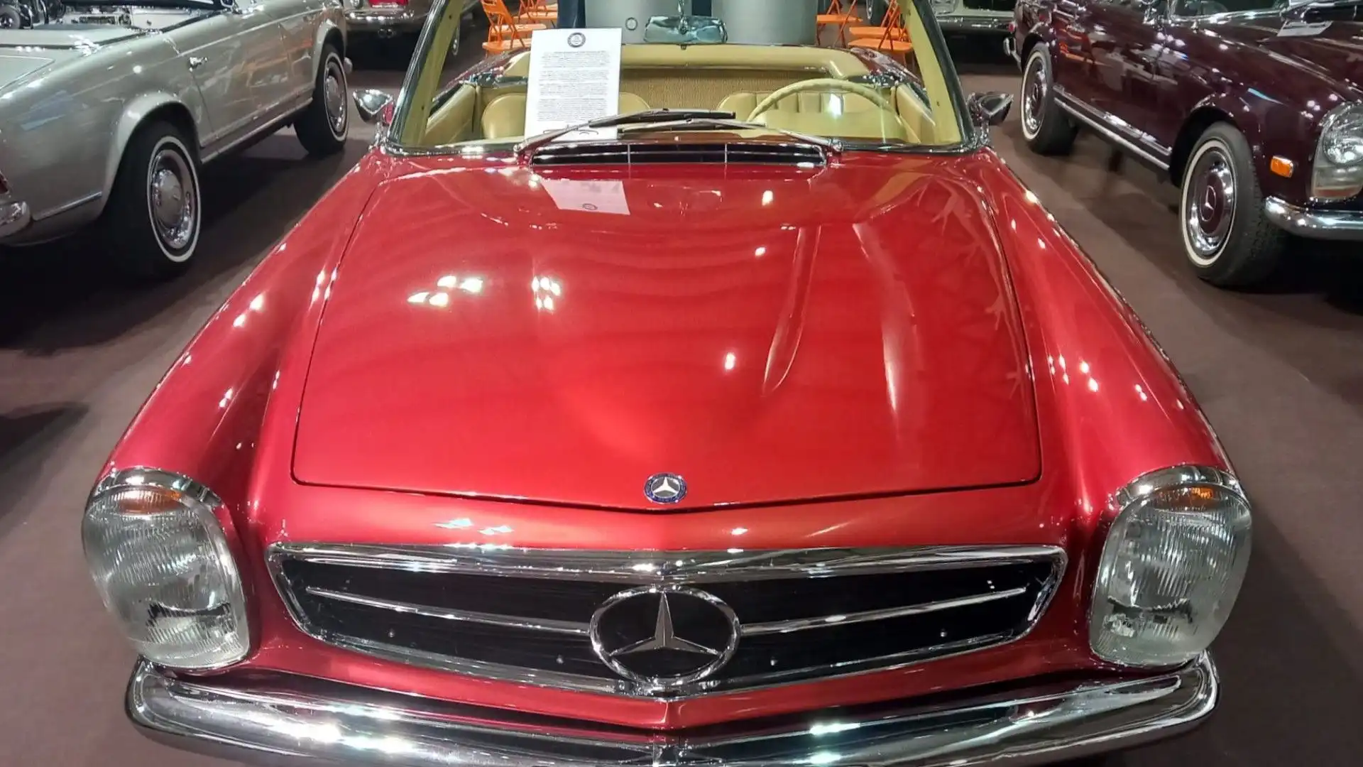 La Mercedes 280 SL lascia senza fiato