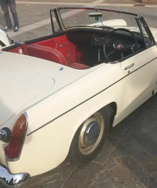 MG Midget, grazia ed eleganza: le foto dell’auto storica britannica