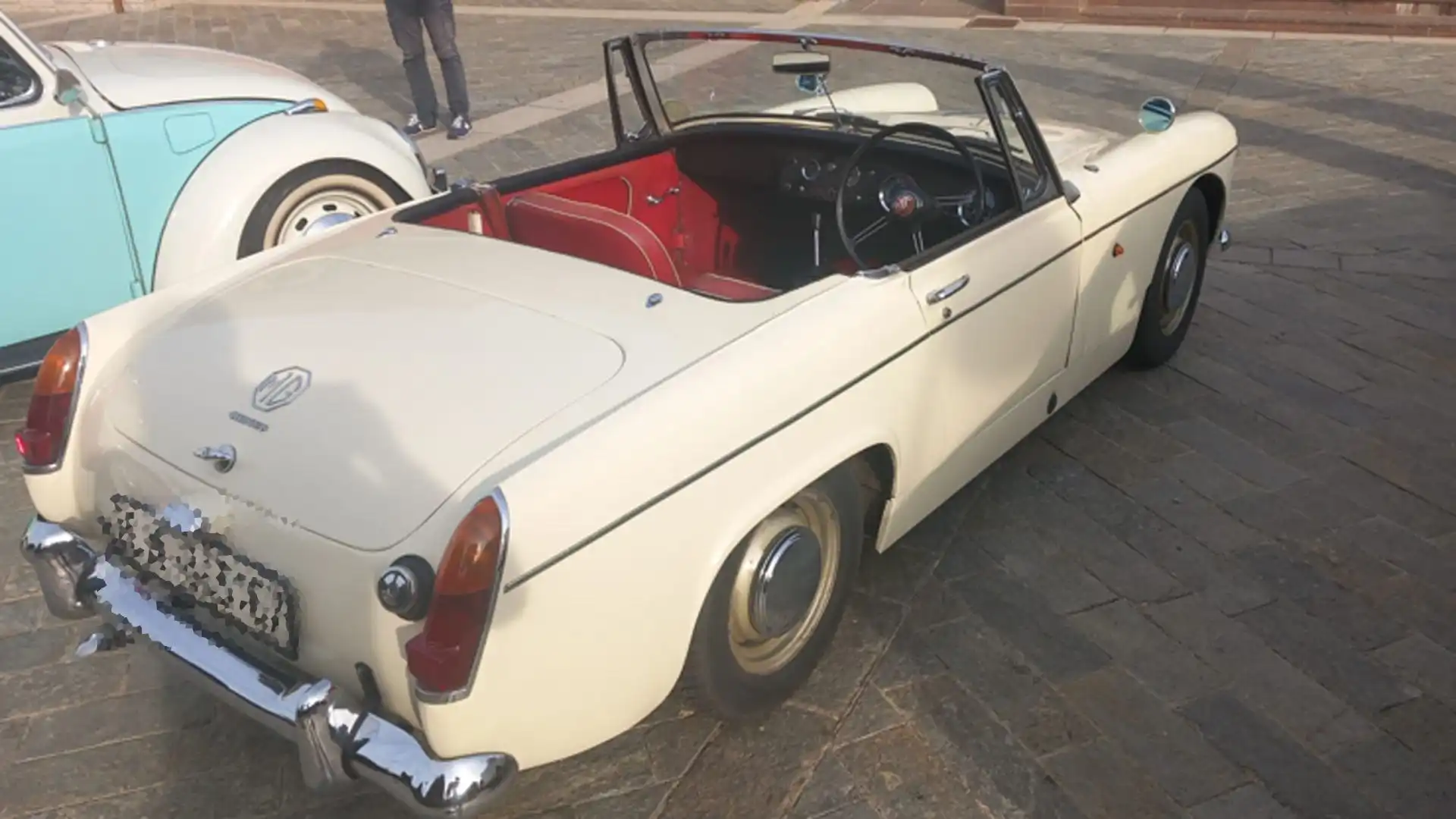La MG Midget è un'auto prodotta in Gran Bretagna