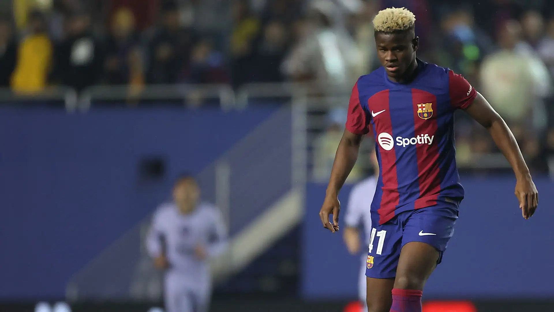 Faye ha recentemente esordito con il Senegal a soli 19 anni